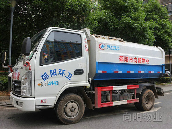 垃圾清运车